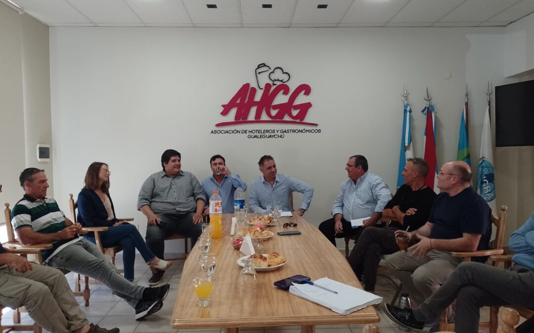 Reunión con el Intendente electo Mauricio Davico